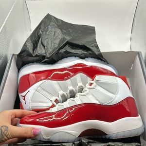 Deadstock Air Jordan 11 retro ‘Cherry’ size 10